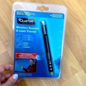 Quartet Wireless Remote & Laser Pointer